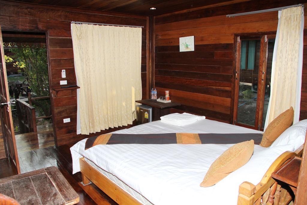 Burilamplai Resort Thung Yai Номер фото