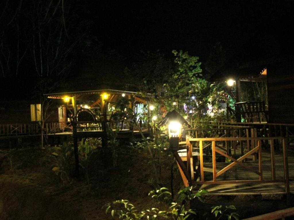 Burilamplai Resort Thung Yai Экстерьер фото