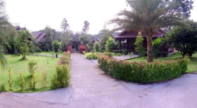 Burilamplai Resort Thung Yai Экстерьер фото